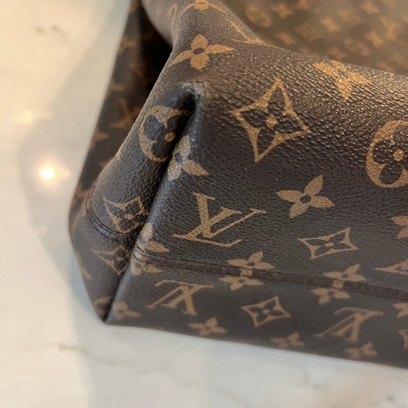 Authentic Louis Vuitton Graceful MM preowned - Picture 8 of 12